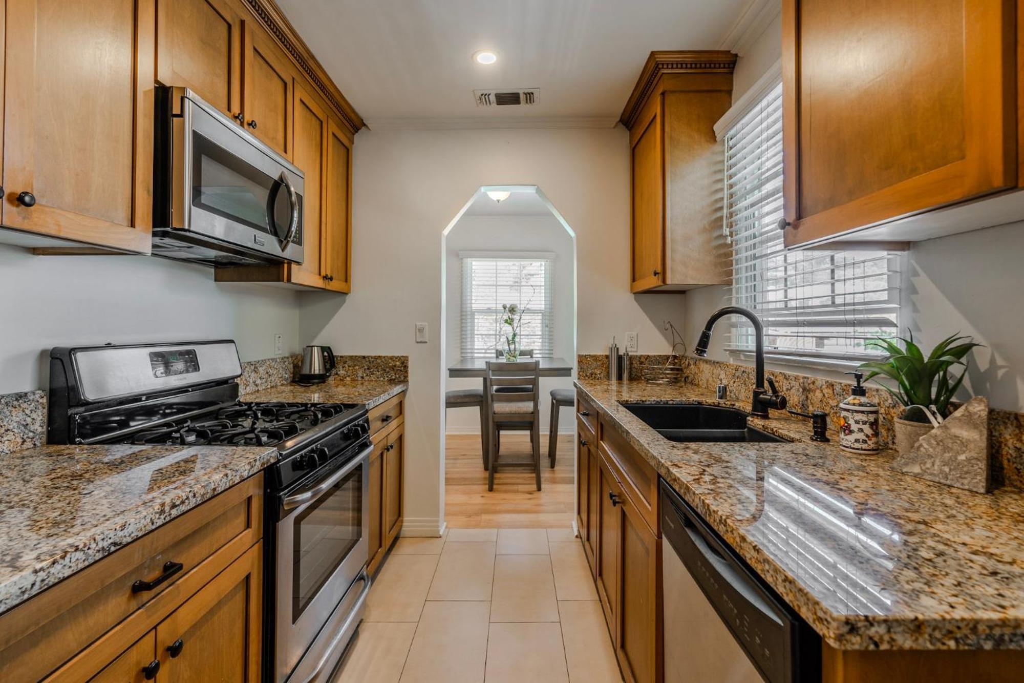 Incredible Suite Near Universal Studios Лос-Анджелес Екстер'єр фото